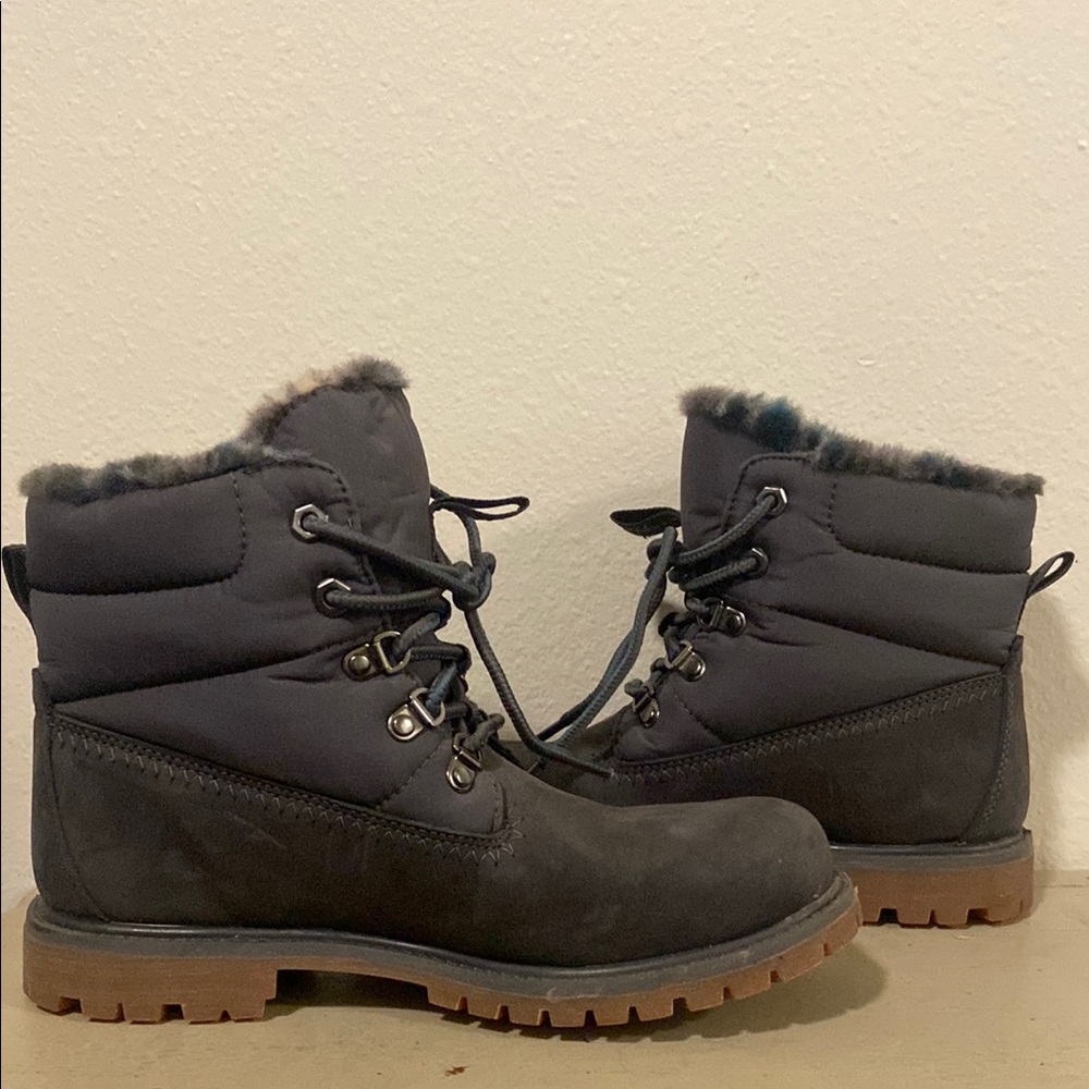 Timberland Women's Navy Lace Up Boots